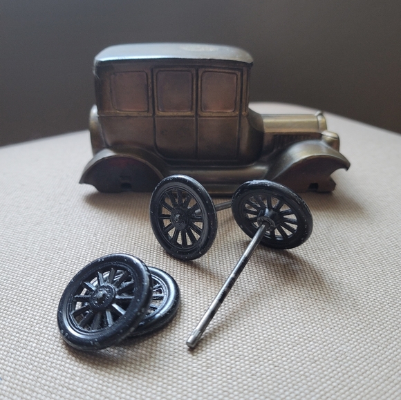 BANTHRICO, INC Chicago Vintage Brass Model T 1926 Car Bank - Picture 4 of 12